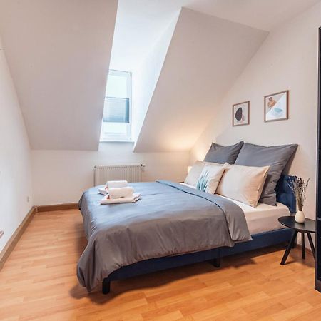 Grosszuegiges Apartment - Zentral - Kueche - Familienfreundlich Erfurt Dış mekan fotoğraf