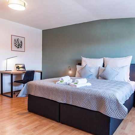 Grosszuegiges Apartment - Zentral - Kueche - Familienfreundlich Erfurt Dış mekan fotoğraf