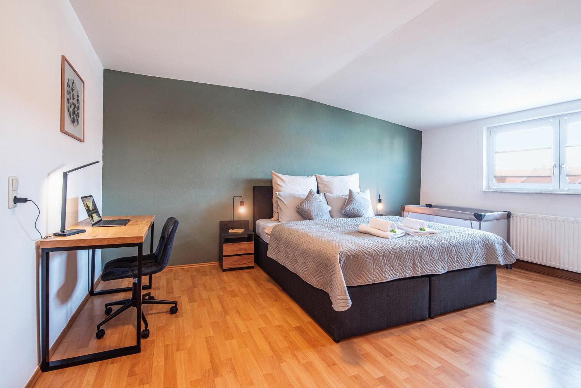 Grosszuegiges Apartment - Zentral - Kueche - Familienfreundlich Erfurt Dış mekan fotoğraf
