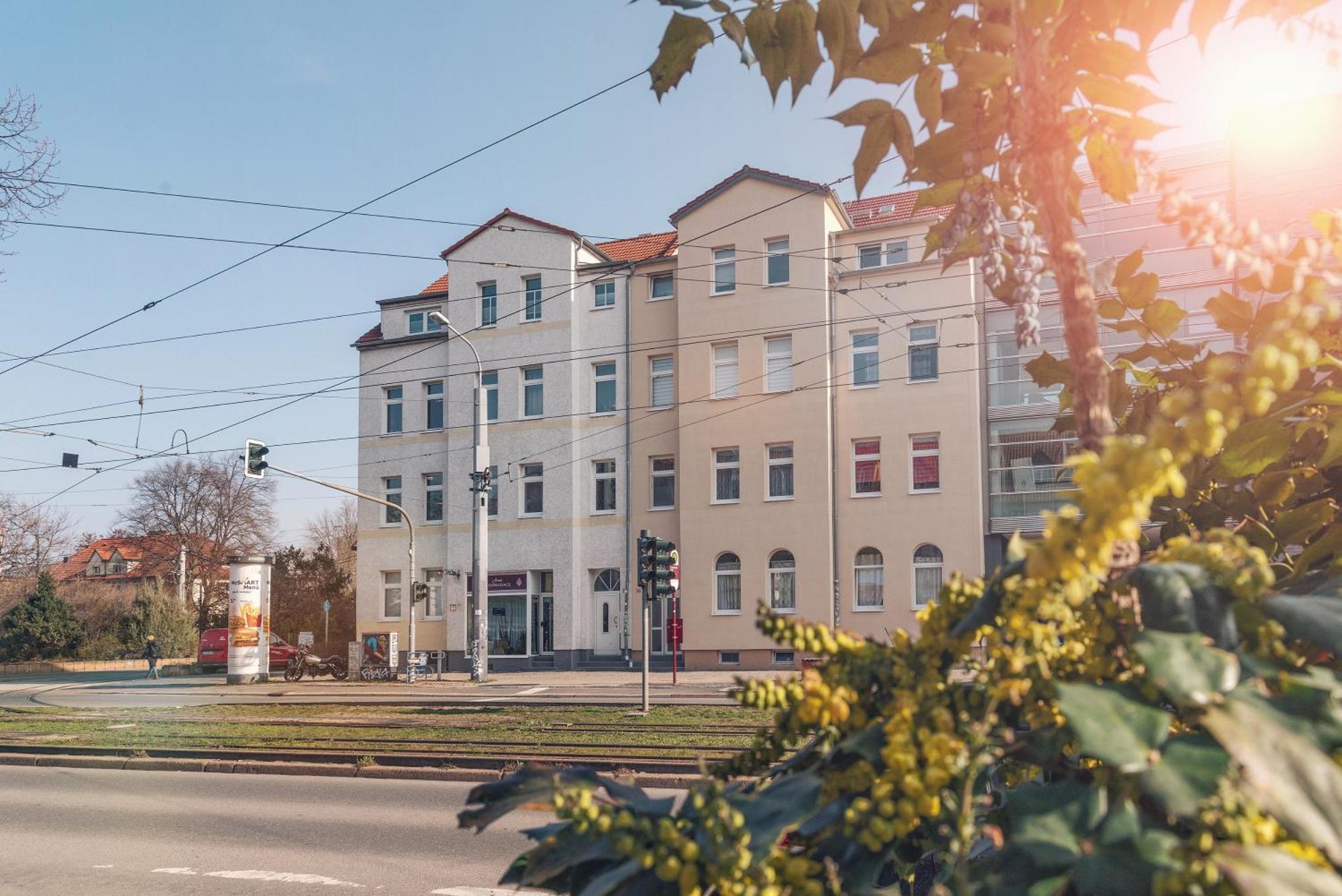 Grosszuegiges Apartment - Zentral - Kueche - Familienfreundlich Erfurt Dış mekan fotoğraf